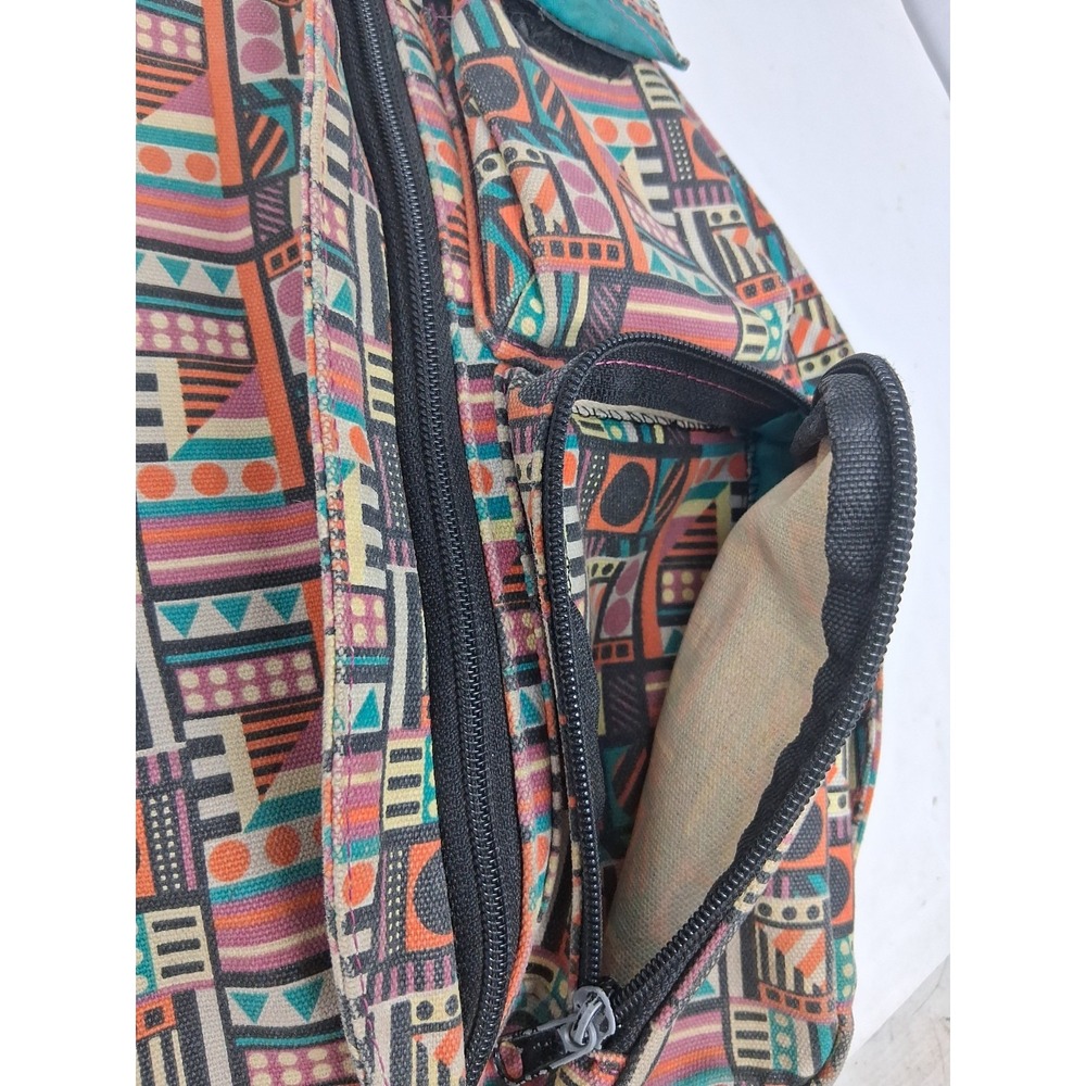 KAVU Rope Sling Bag Colorful Geometric Pattern. K - Picture 6 of 11